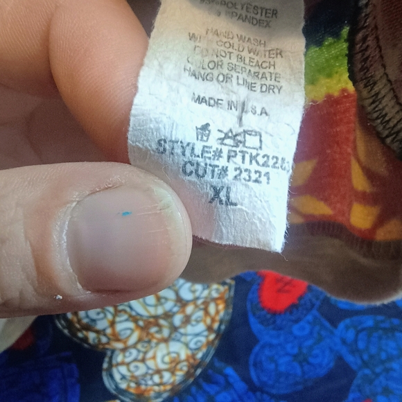 Pomelo Multicolor Zigzag Knit Top - Picture 4 of 5